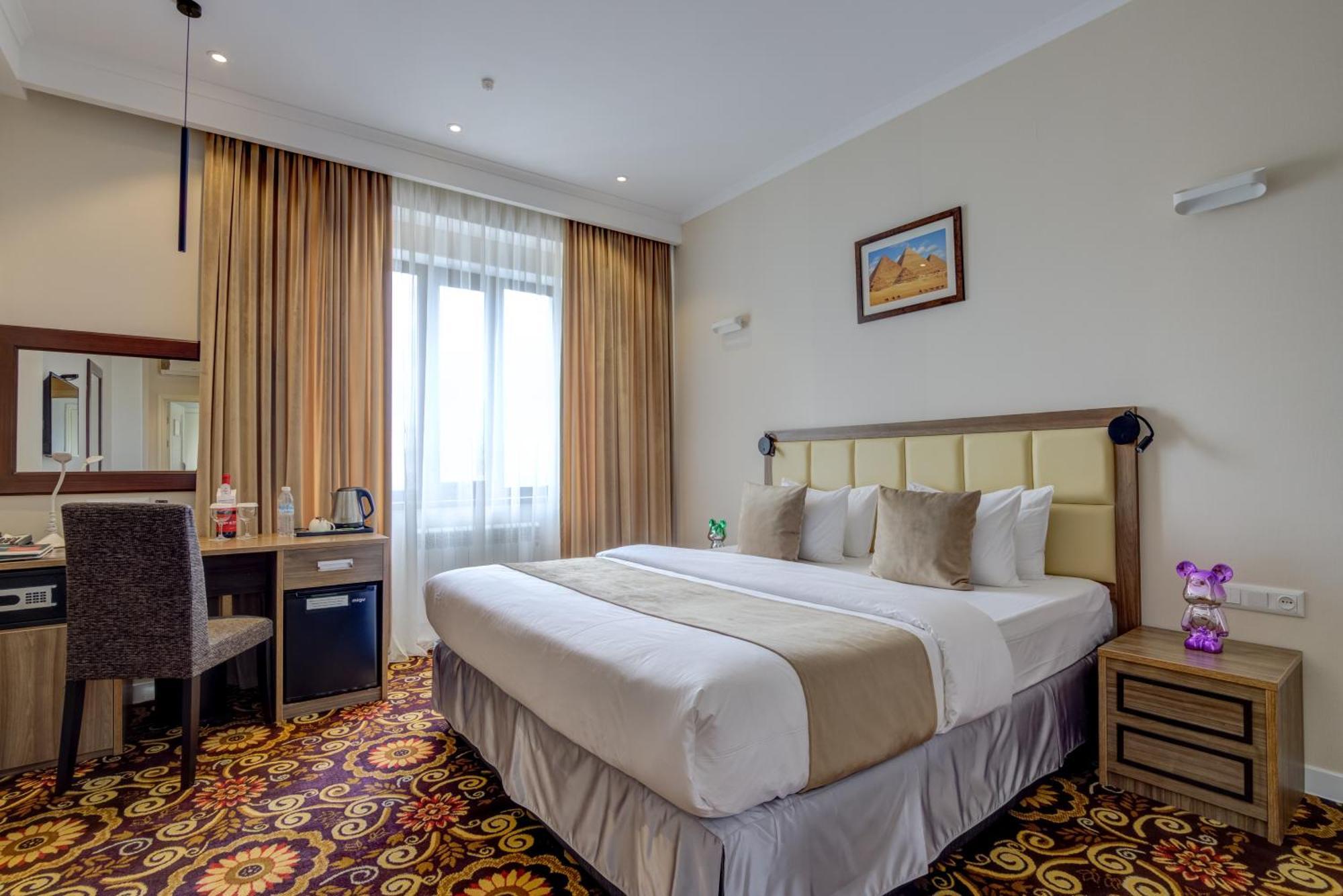 Garden Hotel & Spa 比什凯克 外观 照片