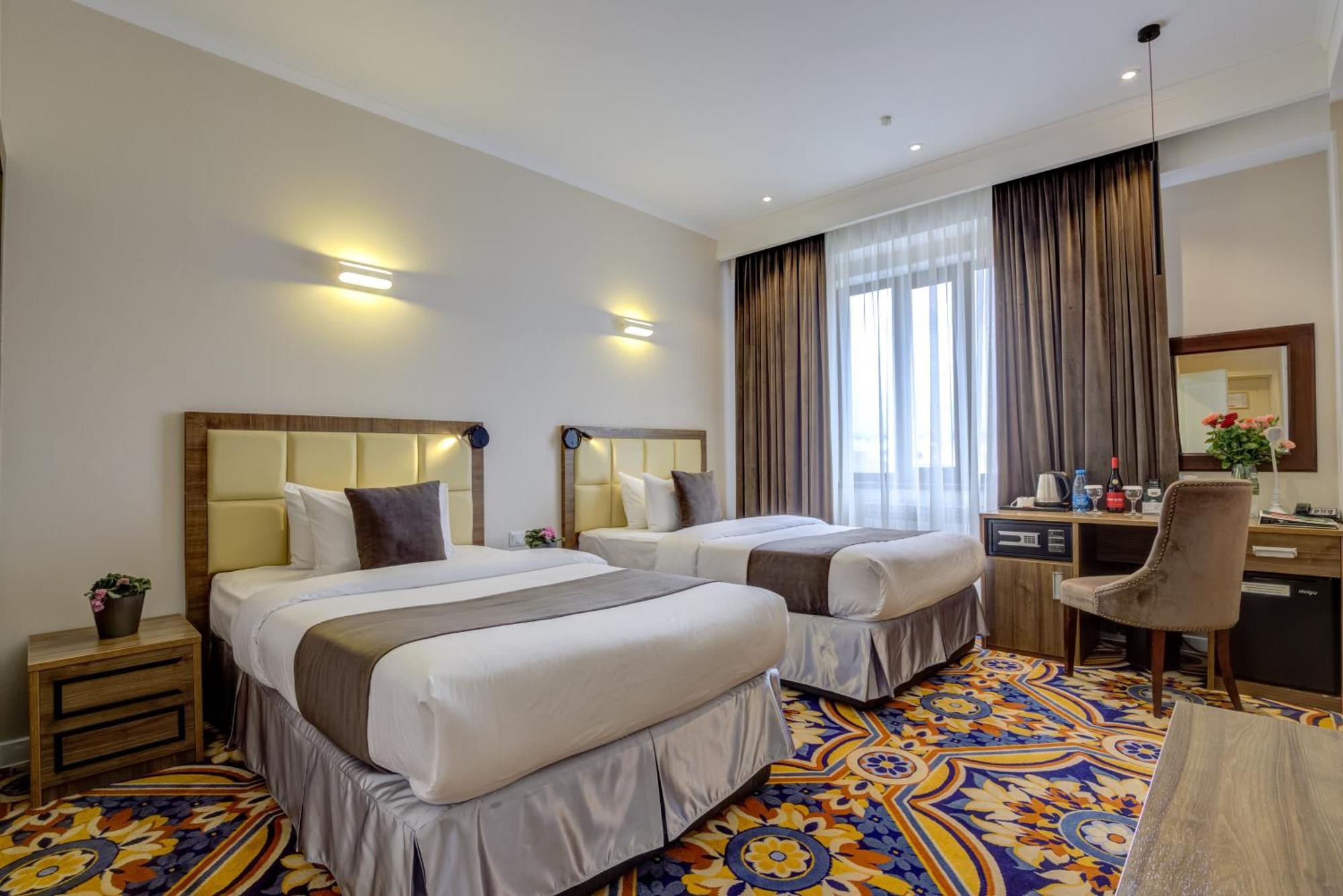 Garden Hotel & Spa 比什凯克 外观 照片