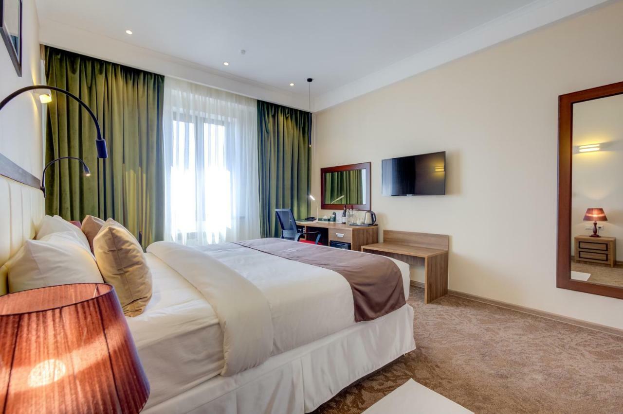 Garden Hotel & Spa 比什凯克 外观 照片
