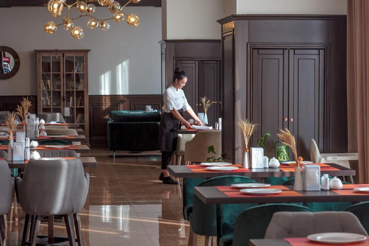 Garden Hotel & Spa 比什凯克 外观 照片