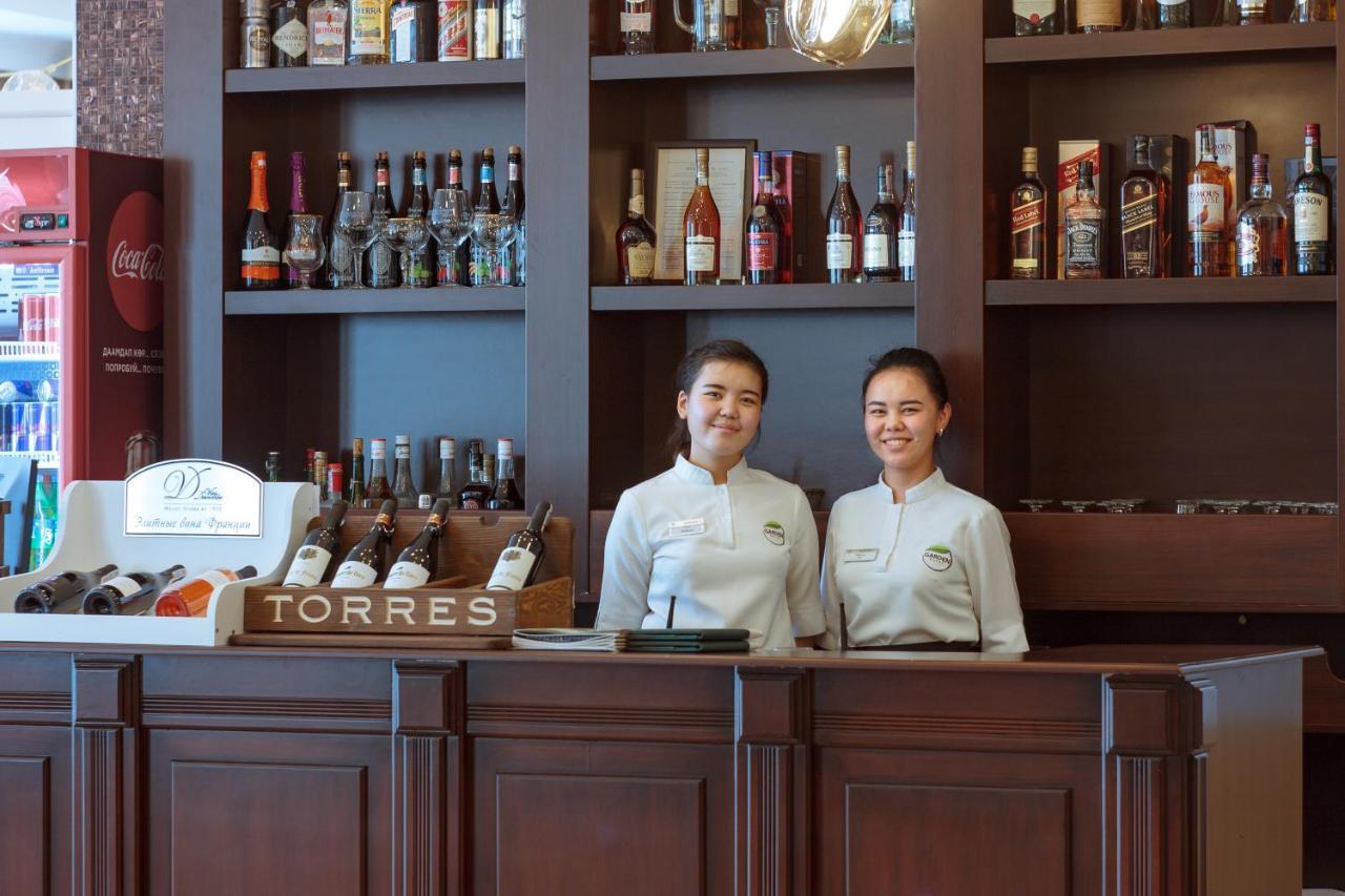 Garden Hotel & Spa 比什凯克 外观 照片